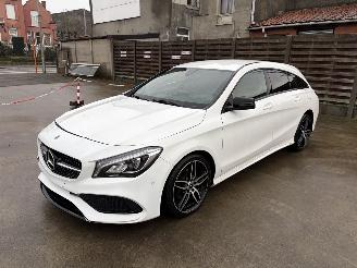 Vaurioauto  passenger cars Mercedes Cla-klasse 180D AMG 2019/6