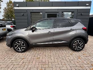 Vaurioauto  passenger cars Renault Captur 0.9 TCe Dynamique | Airco Navi Camera 2015/11