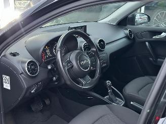 Audi A1 S-Line Automaat 5- Deurs Black Pakket picture 15