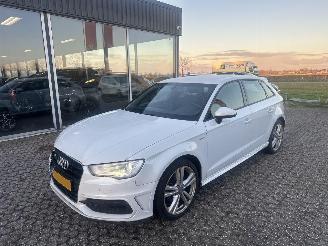 Avarii autoturisme Audi A3  2015/1