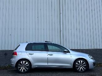 Volkswagen Golf  picture 2