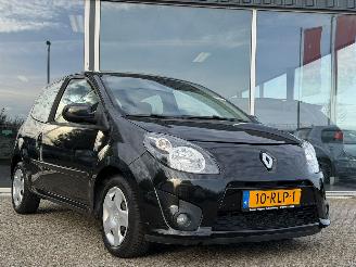 Coche accidentado Renault Twingo AUTOMAAT AIRCO NAP KM STAND 2011/6