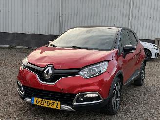 Unfallwagen Renault Captur 1.2 TCe Helly Hansen AUTOMAAT NAP 2015/2