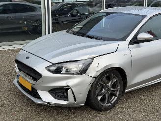 Ford Focus 1.0 EcoBoost ST Line picture 7