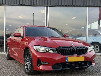 Voiture accidenté BMW 3-serie 320i High Executive AUTOMAAT/LED 2019/4