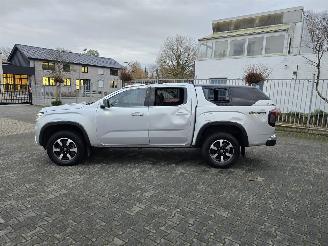 Volkswagen Amarok  picture 10