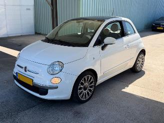 Damaged car Fiat 500 09. TwinAir Turbo Lounge Glasdak Nap 2015/5