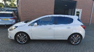 damaged passenger cars Opel Corsa 1.0i cosmo  66kw  pano clima navi 2015/11
