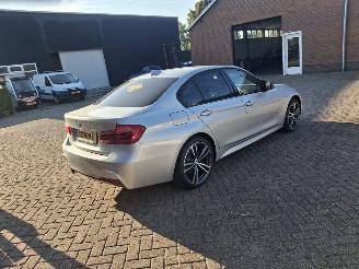 Vaurioauto  passenger cars BMW 3-serie 330e hybrid  m paket 2016/12