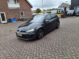 Coche accidentado Volkswagen Golf 2.0 tdi  184pk   gtd pano 2015/6