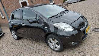 uszkodzony samochody osobowe Toyota Yaris 1.3 vtti   5drs    clima   73kw 2011/6