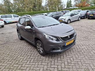 Peugeot 2008 1.2 82pk allure  navi clima picture 2