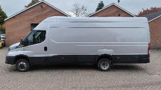 skadebil bedrijf Iveco Daily 35c  210pk  3.0 tdi   wielbasis  410cm  automaat  navi 2024/10