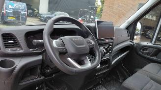 Iveco Daily 35c  210pk  3.0 tdi   wielbasis  410cm  automaat  navi picture 9