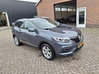 Auto incidentate Renault Kadjar 1.3 tce  140pk automaat    navi clima 2020/6