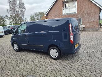 skadebil bedrijf Ford Transit Custom 1.0i hybrid    92kw 2020/8