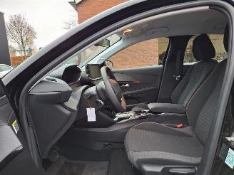 Peugeot e-208 ev  136pk      50kwh accu   navi picture 13