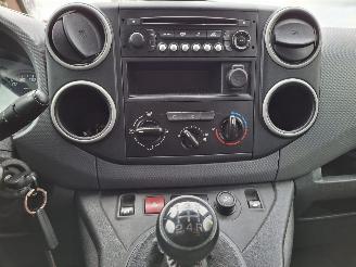 Peugeot Partner 1.6 hdi   90pk   airco picture 8