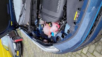 Lynk & Co 01 1.5 hybrid 162kw navi clima picture 18