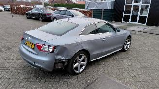 Schadeauto Audi A5 3.2  i coupe   quatro  265pk   s line 2009/4