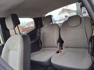 Renault Twingo 1.2i  75pk airco picture 6