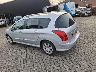Peugeot 308 1.6 vti  88kw    pano navi  clima picture 4