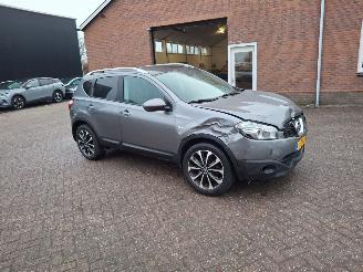 krockskadad bil auto Nissan Qashqai 1.6i  pano   117pk 2012/5