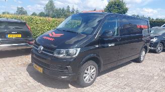 Vaurioauto  commercial vehicles Volkswagen Transporter 2.0 tdi  150pk automaat lang 2019/7