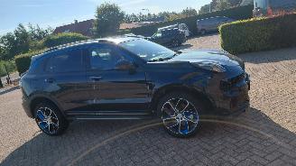 Coche accidentado Lynk & Co 01 1.5 hybrid clima pano navi 2024/4