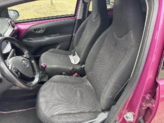 Toyota Aygo 1.0 VVT-iX-CITE BOUWJAAR 2019 LICHTE SCHADE!  6400 EURO picture 10