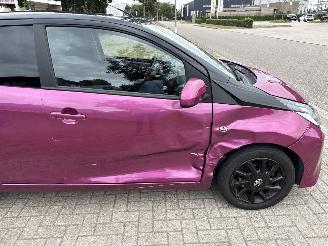 Toyota Aygo 1.0 VVT-iX-CITE BOUWJAAR 2019 LICHTE SCHADE!  6400 EURO picture 5