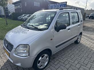 ojeté vozy osobní automobily Suzuki Wagon-R+ 1.3 SEASON 163000 KM NIEUWE APK! BOUWJAAR 2001 1250 EURO 2001/11