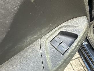 Citroën C1 1.0e VTI FEEL LICHTE SCHADE! 228000 KM BOUWJAAR 2016  3150 EURO picture 10