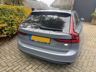 Volvo V-90 2.0 T6 AWD PLUGIN PANO HARMAN/KARDON picture 3