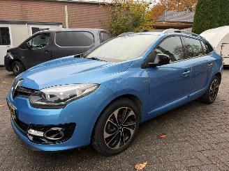 Unfallwagen Renault Mégane 1.2 Bose navi camera pdc trekhaak 2014/2