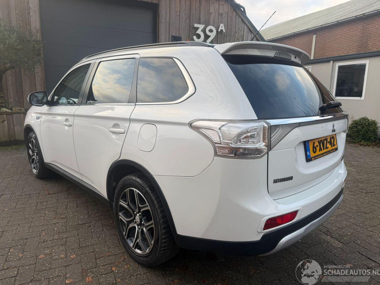 Mitsubishi Outlander 2.0 PHEV EXECUTIVE X LINE PLUGIN