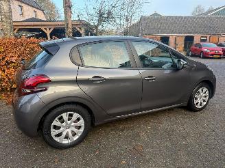 Peugeot 208 1.2 Bleu Lion Airco Navi Nap 5Drs Nieuw Riem picture 3