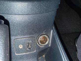 Ford Fiesta 1.6 TDCI GHIA AIRCO STOELVERWARMING SPORTVELGEN picture 15