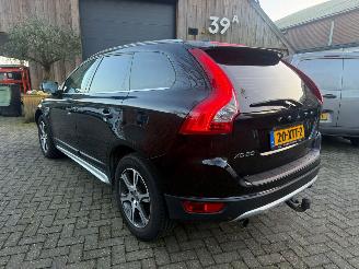 krockskadad bil auto Volvo Xc-60 2.0 T5 LEER PANO AUT NL AUTO 2012/8