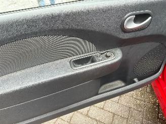 Renault Twingo 1.2 AIRCO CRUISE CENTRAAL picture 18