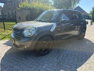 skadebil auto Mini Cooper COUNTRYMAN 1.6 COOPER AIRCO LEER 2011/9