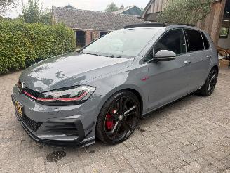 Unfallwagen Volkswagen Golf 2.0 GTI TCR PANO  VIRTUAL COCKPIT LEER  290PK 2019/10