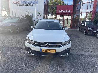 Voiture accidenté Volkswagen Passat 1.4 TSI PHEV GTE Business 2020/1