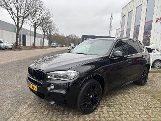 BMW X5 XDRIVE30D GRIJS KENTEKEN MET NIEUWE MOTOR EN APK picture 2