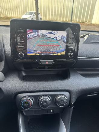 Toyota Yaris 1.0 VVT-I ACTIVE picture 14