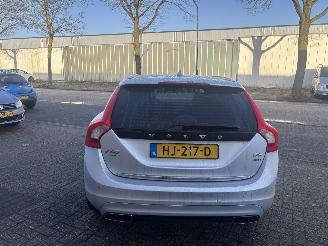 Volvo V-60 PLUG IN HYBRID 2.4 D6 AWD R-DESIGN picture 5