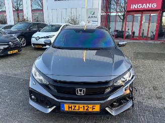 Vaurioauto  passenger cars Honda Civic 5DR 1.0 I-VTEC COMFORT 2017/3