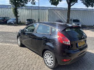 Ford Fiesta  picture 4