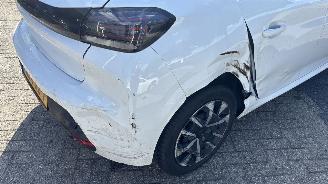 Peugeot 208 1.2 PURETECH 75 STYLE picture 7