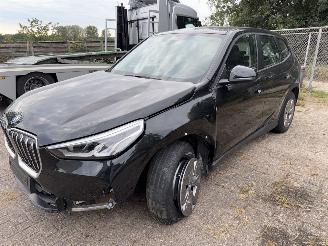 BMW iX1 30 E. 200 kw picture 10